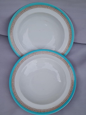 Lot de 5 assiettes à soupe de la marque Royal Worcester