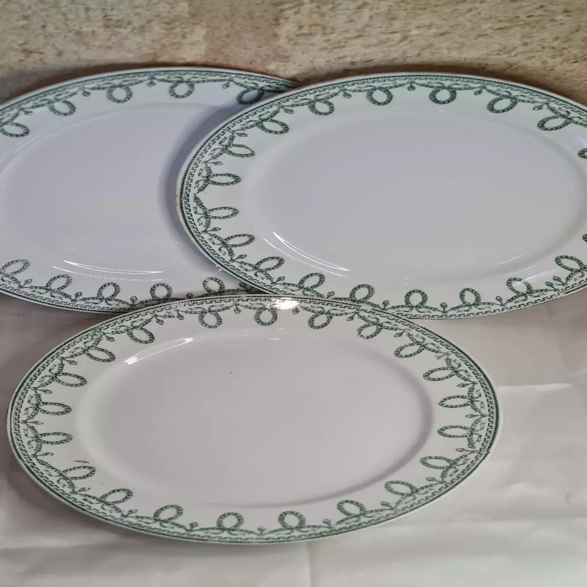 3 assiettes  Boch Frères Keramis Bonaparte